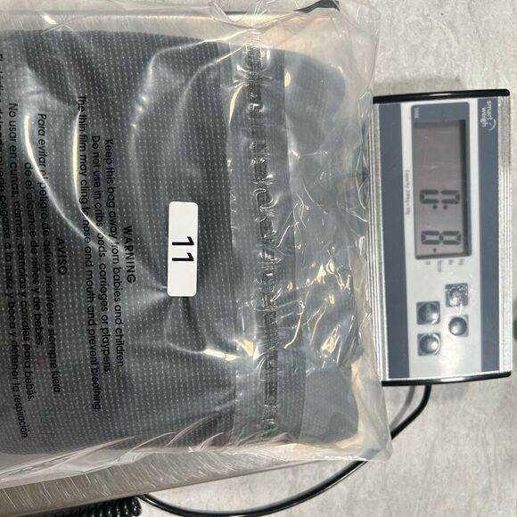 Soft Surroundings Embroidered Cold Shoulder Waffle Knit Gray Top Size L - Picture 12 of 12